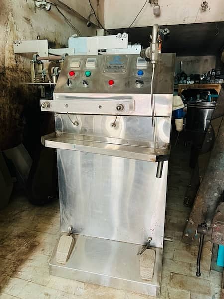 Imported Machine , Milk Packing Machine , Bottle Filling Machine 4