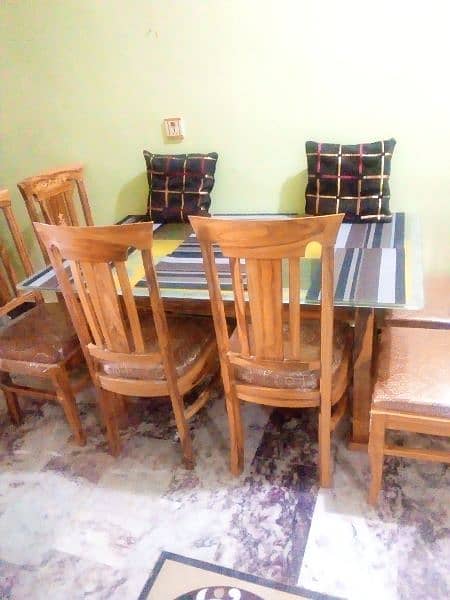 used dining room table with 6 chairs