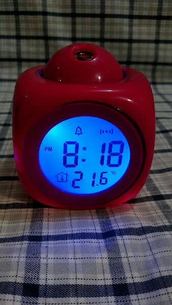 LCD Projection Clock Temperature Talking Tunes 1