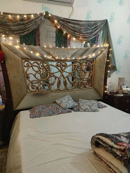 Bed set + Dressing table 4