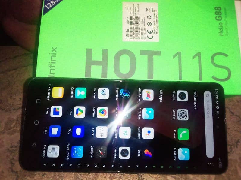 Hot 11s 4+2/128 3