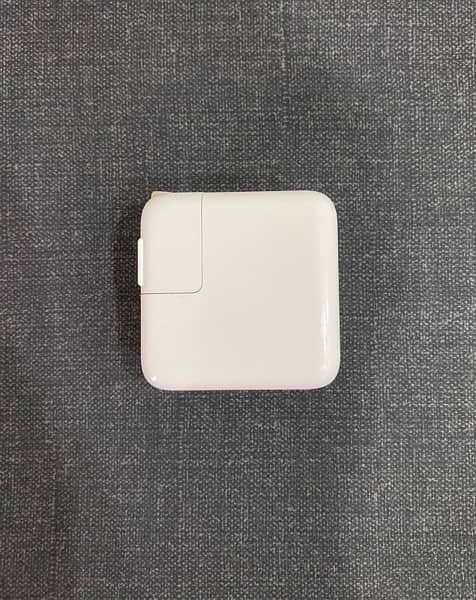 Apple Macbook 30W 61W 87W 96W USB Type C Original Charger 13