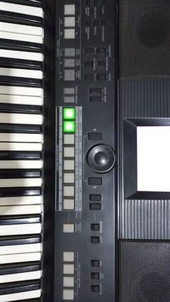 Yamaha PSR S650 Keyboard