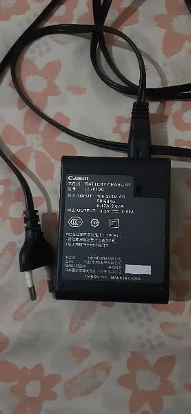 CANON ORIGNAL BATTERY CHARGER WITH CABLE 1