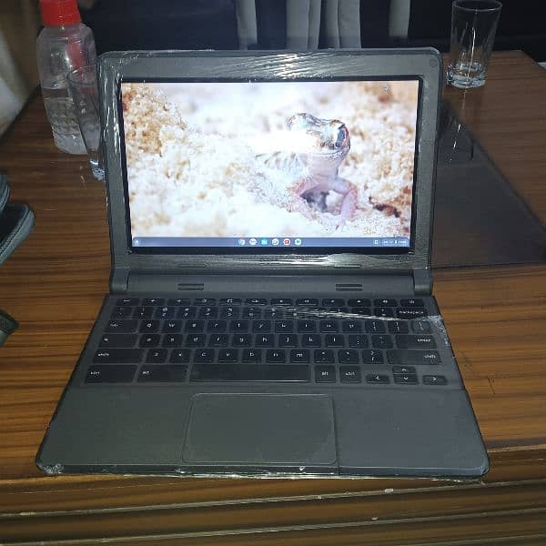Dell Chromebook Laptop 2