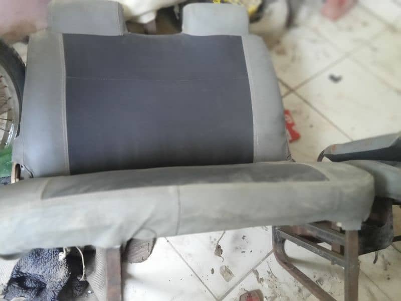 Hiroof seats 0