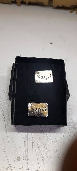 customizer beautiful gold plated name locket. 11