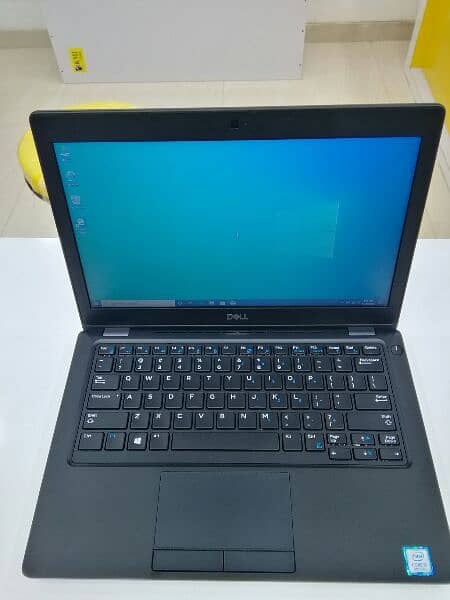 Dell laptop Core i5 - 8th generation. 8gb/256gb SSD. slim laptop 1