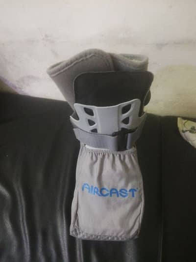 AIRCAST SMALL SIZE