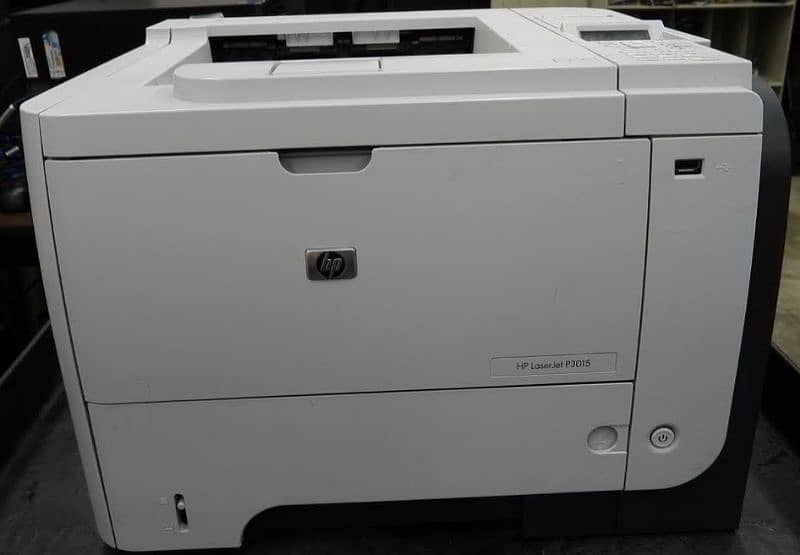 HP Laser Jet Pro MP3015. 1