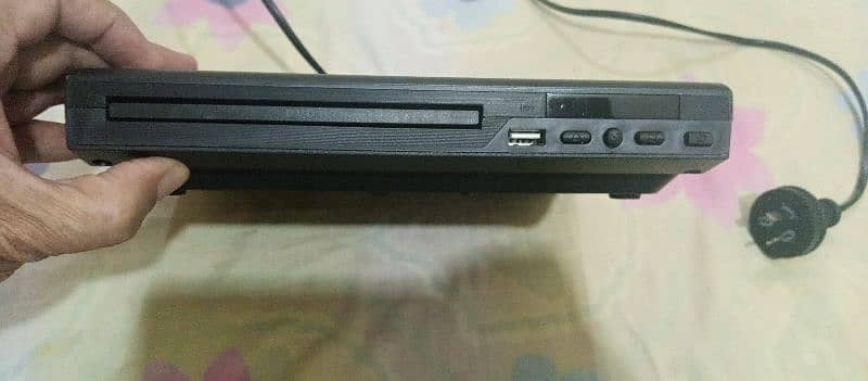 Laser DVD Player (HDMI) 2