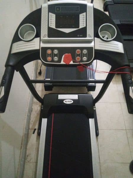 treadmils. (0309 5885468). ellapticals. spin bikes . gym cycles 3