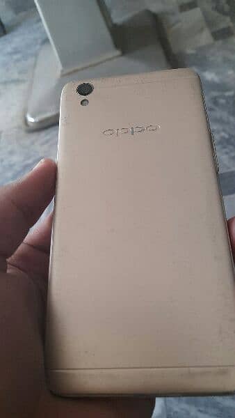 OPPO a 4