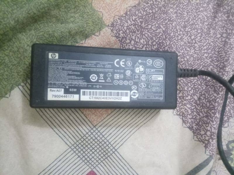Adapter Power supply Charger  HP laptop 4