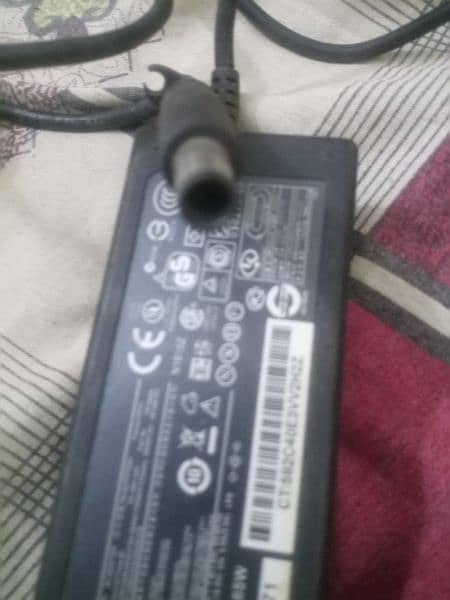 Adapter Power supply Charger  HP laptop 9