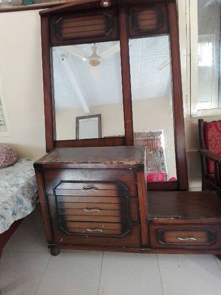 dressing table 2