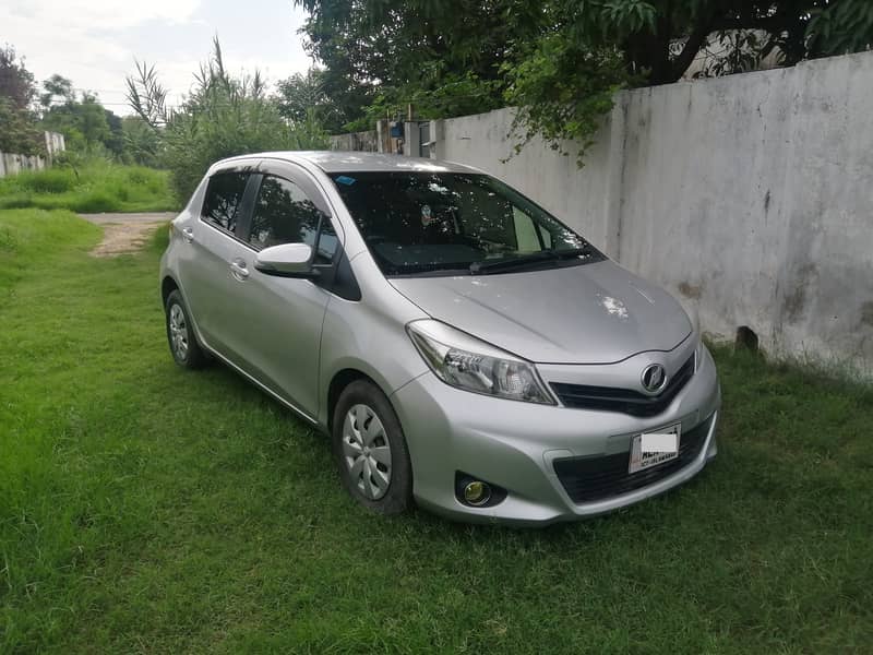 Vitz 2014 Model, 2017 Import, Islamabad Registered, 1st Owner 7