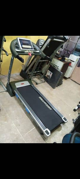 American fitness 343A treadmill auto inclined