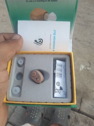 ear speaker