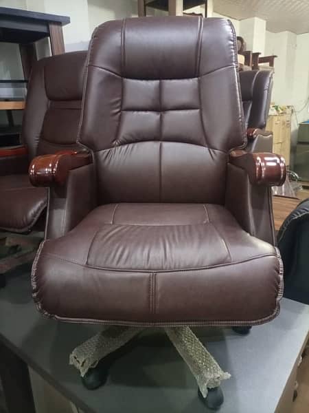 executive Office Chair Imported 16