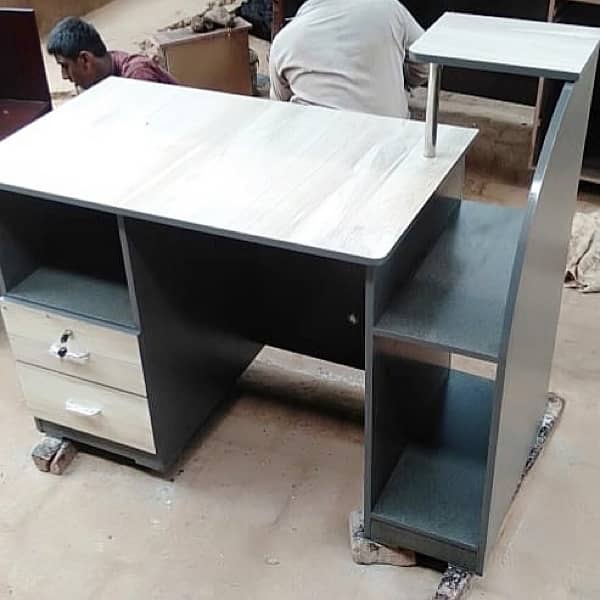 office desk / study table / office stable / staf table 3