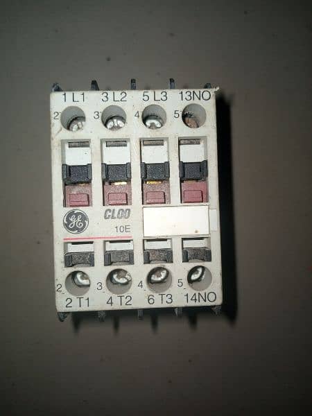 GE 4 pole Contactor 0