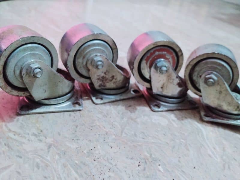 METAL BEARING WHEELS 4 Pieces Set 5