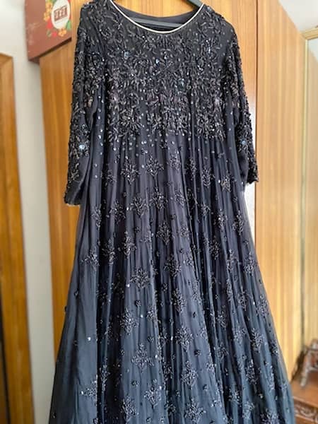 black maxi 6