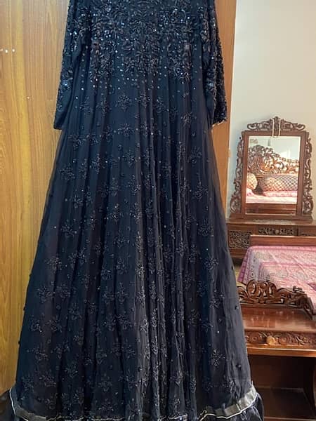 black maxi 15