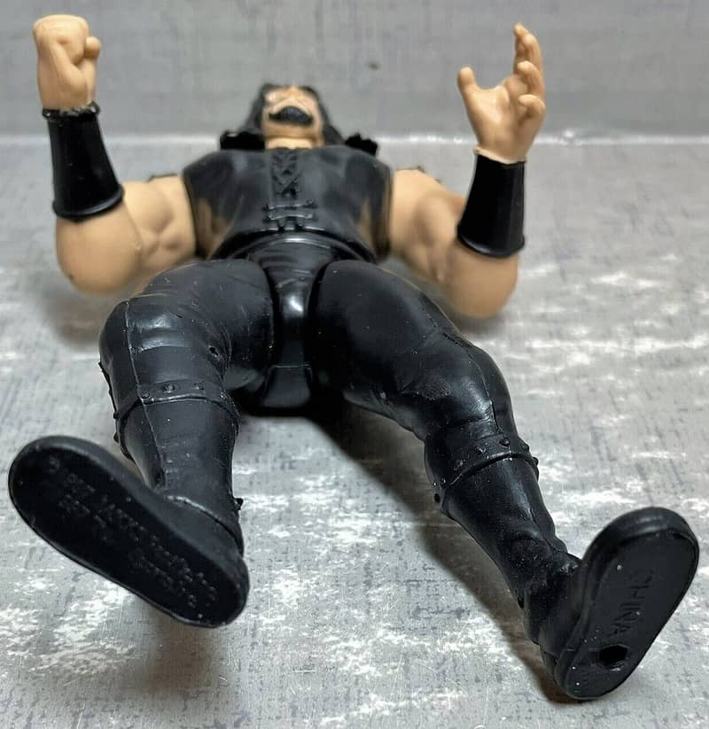 Rare 1996 WWF Undertaker Action Figure by JAKKS PACIFIC 1