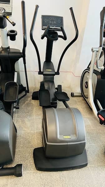 Treadmill,elliptical,upright bike,spin bike, recumbent bike available. 8