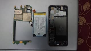 sharp Aquos R2,R3 xperia xz3 parts (contact on whats app) 0