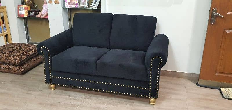 2 seater sofa brand new 1