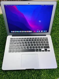 MACBOOK AIR (2017) (8/256gb SSD) MINT CONDITION