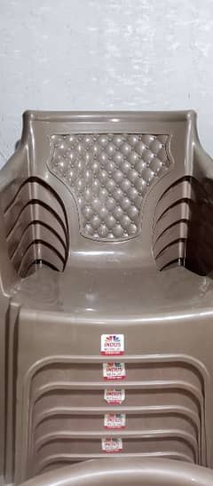 INDUS BRANDED CHAIR