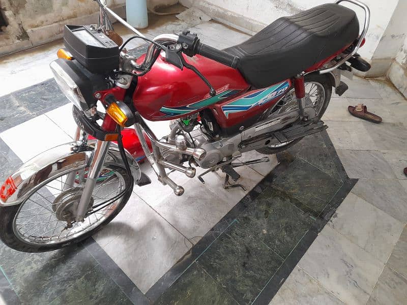 Honda CD 70 2018 model in good condition with original tank and sides 19