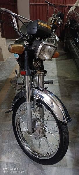 Dhoom70cc