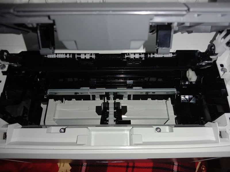 HP laserjet pro mfp m28w 2