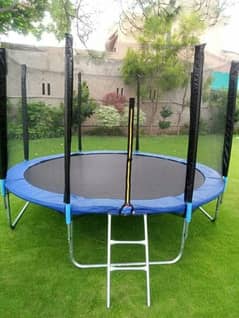 8Ft Kids Trampoline with Safety net. 03334973737