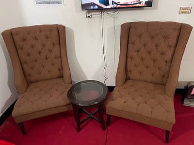 2 LUXURY ROOM CHAIRS WITH TABLE