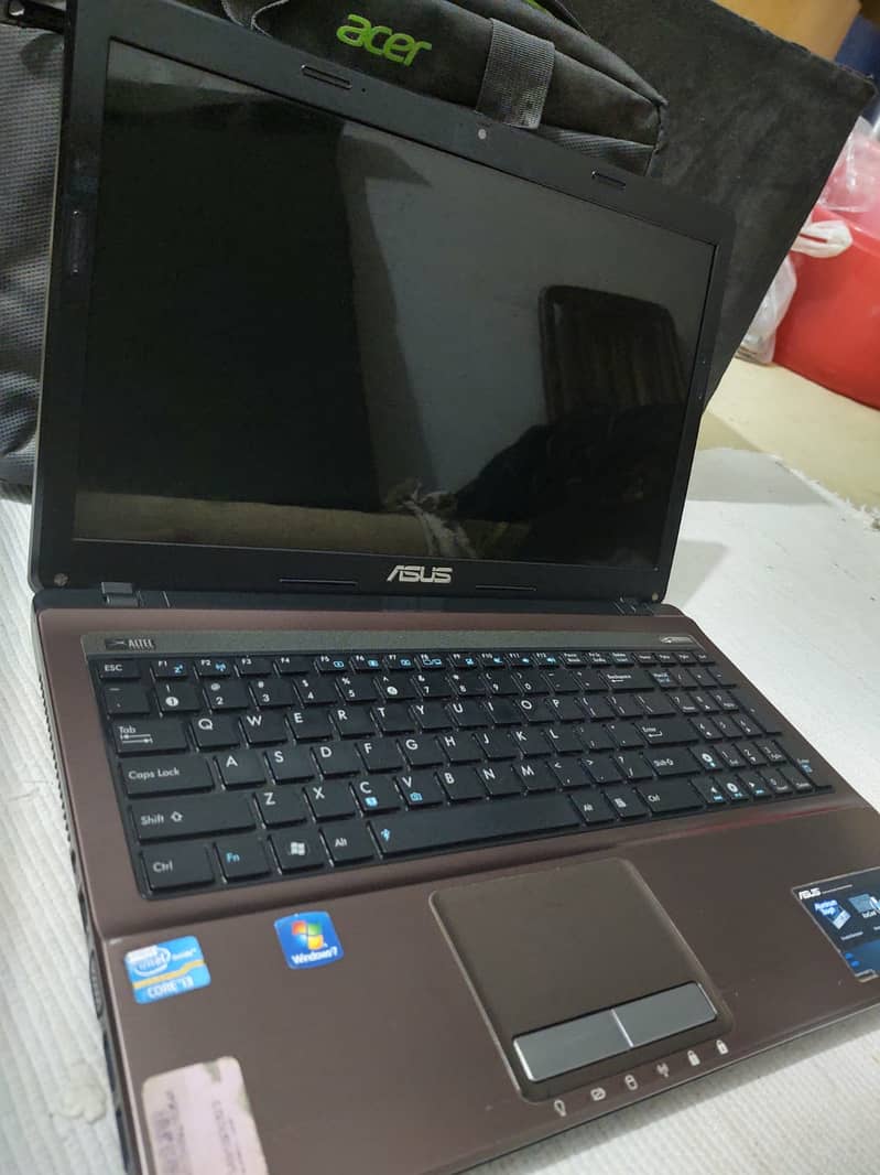 Urgent Sale Original American ASUS Laptop 17inch LED Crystal ClearDisp 4