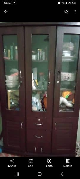 Good condition brown color 3 door 3 drooz 2 side box