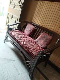 sofa set in 4 pices in good condition 0