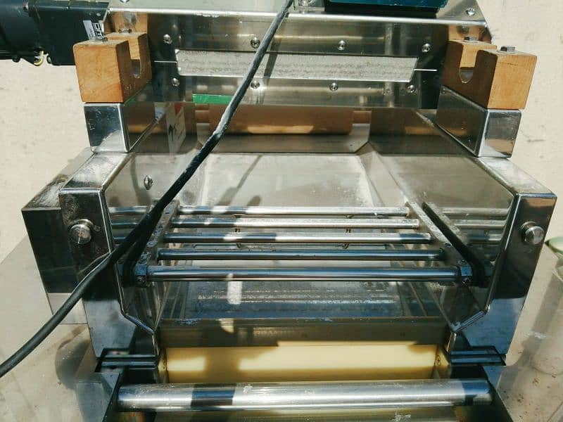 Noodles making machine commercial made in Japan steel body 2