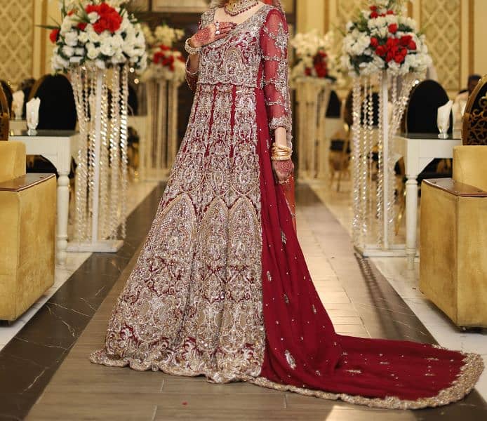 I want to sell my Barat Dress only one time wear just one month ago 0