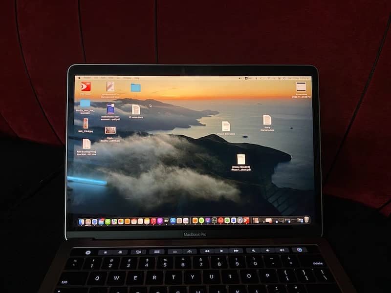 MACBOOK PRO 2017 TOUCHBAR/TOUCHID 13 inches 3