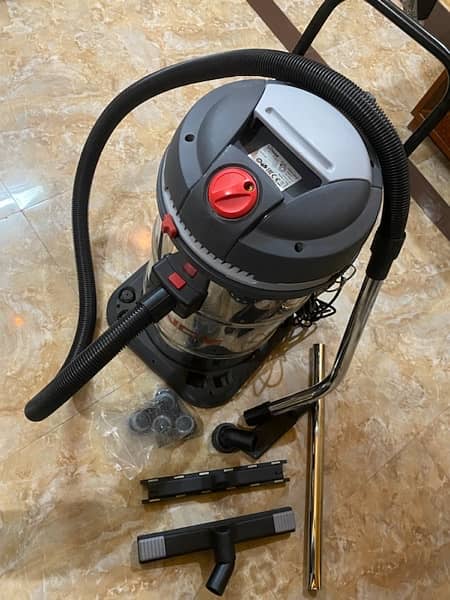 WINDY 365 IR vacuum cleaner For home ,Masque , service station . 2