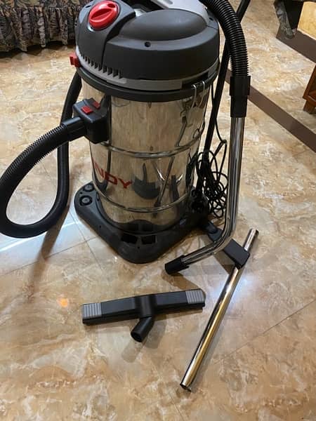 WINDY 365 IR vacuum cleaner For home ,Masque , service station . 5