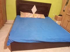 prince size Bed available 6 by 6.5 good condition 0