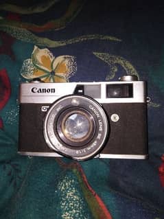 Canon Canonet QL19 old retro camera antique